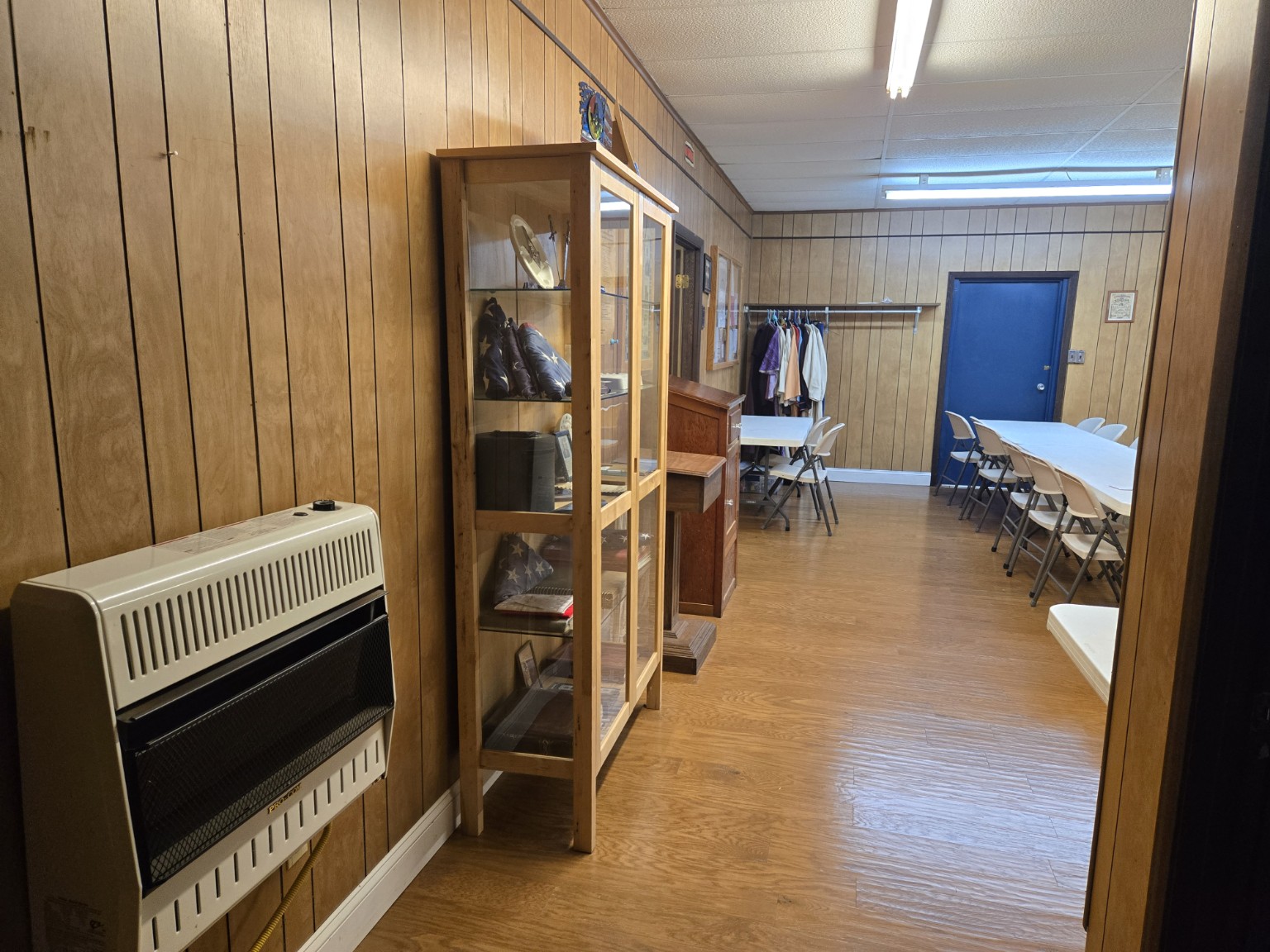View into the Scott County Lodge fellowship room with tables ready for guests